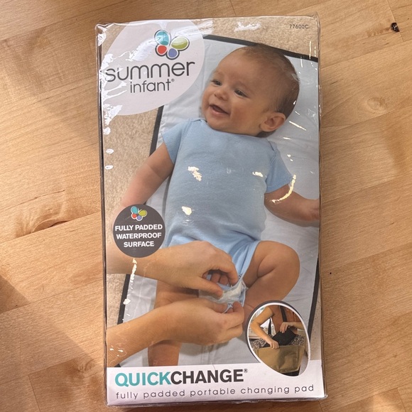 Summer Infant Other - Summer Infant Quick Portable Changing Pad